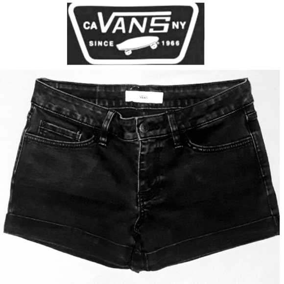 🏁🛹"Vans" Black Cuffed Jean Shorts. Womens Size: 3/26 - Picture 1 of 5